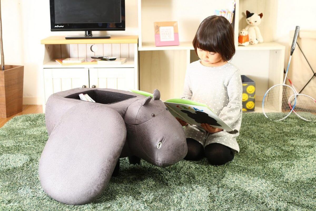 大人気　アニマルスツール　収納付き カバ