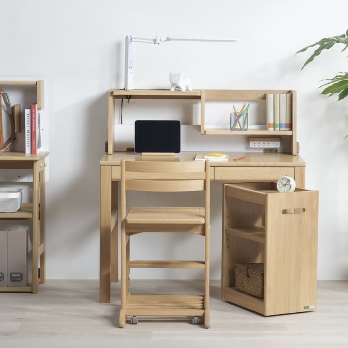 学習デスク　子供部屋　木製デスク　シンプルデスク　木工メーカー　日本製