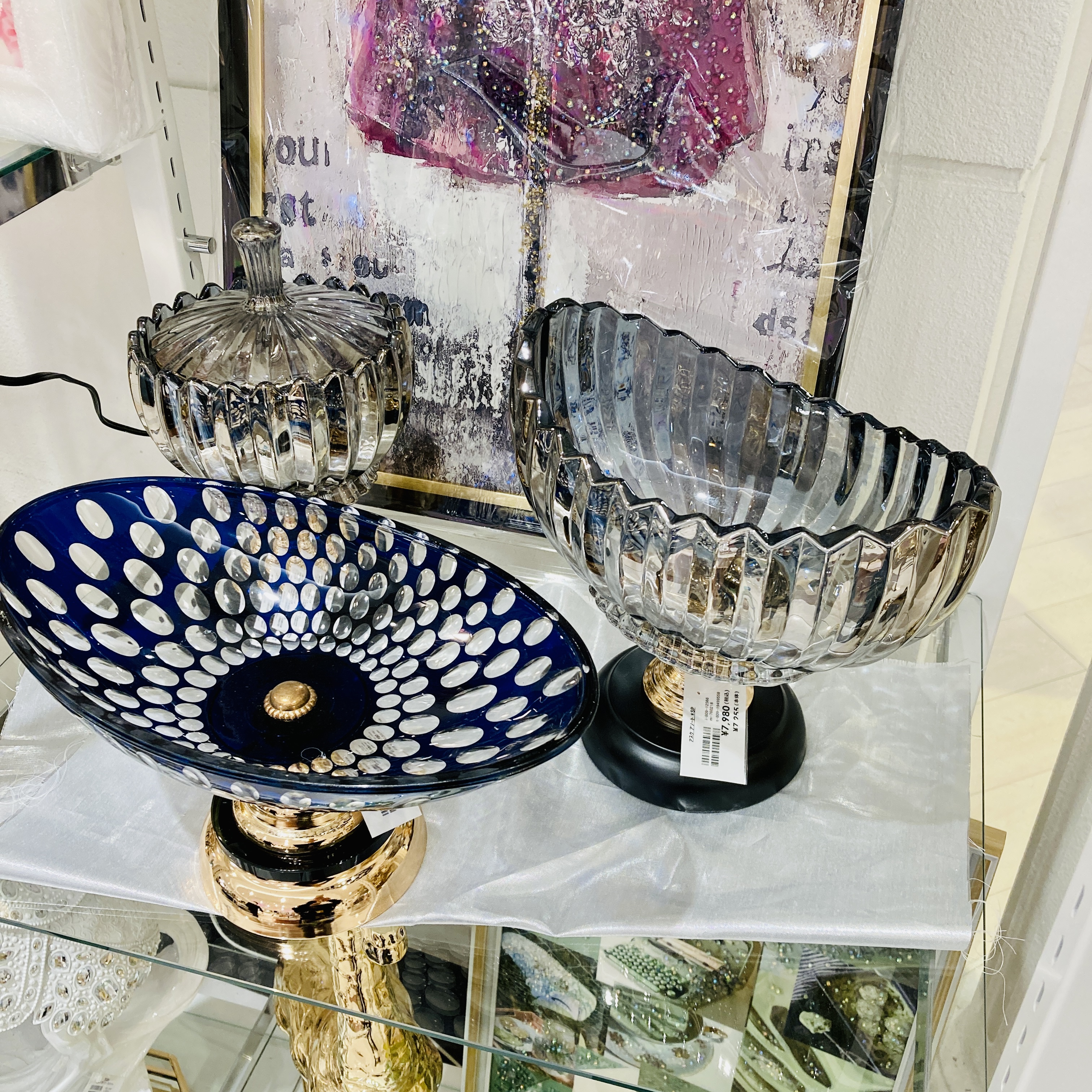 キラキラ ゴージャスな家具・インテリア