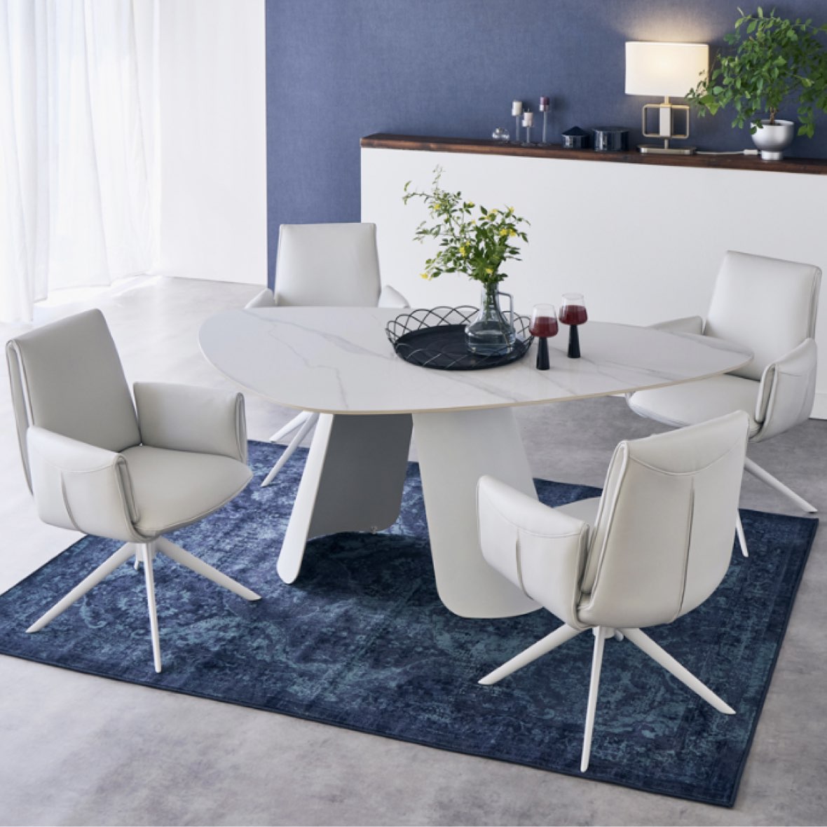 ペンダゴン ダイニングセット