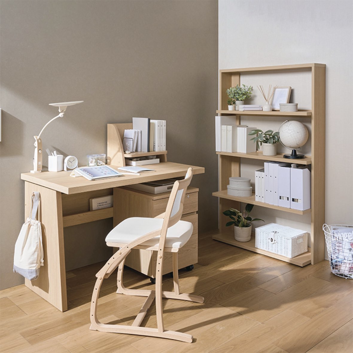 ノルエット デスク カリモク