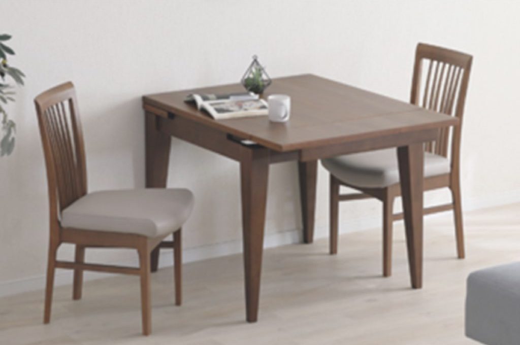 伸長式ダイニングテーブル