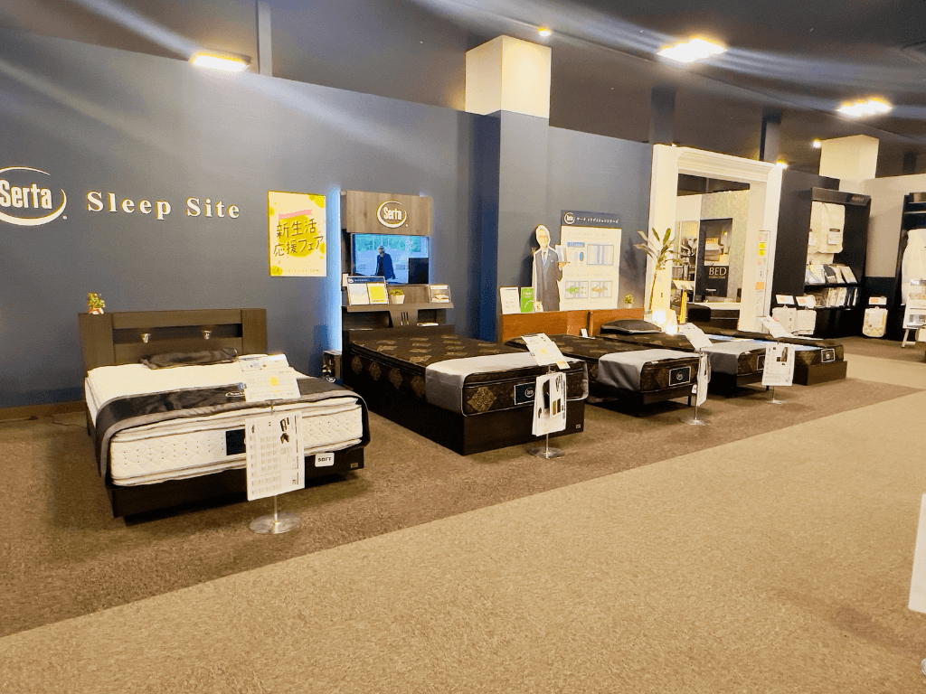 ファニチャードーム ベッド売場