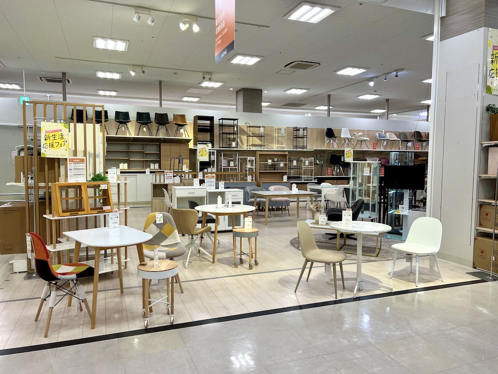 ファニチャードーム 組立家具売場