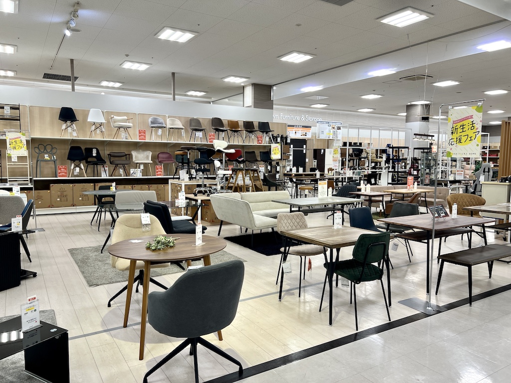 ファニチャードーム 組立家具売場