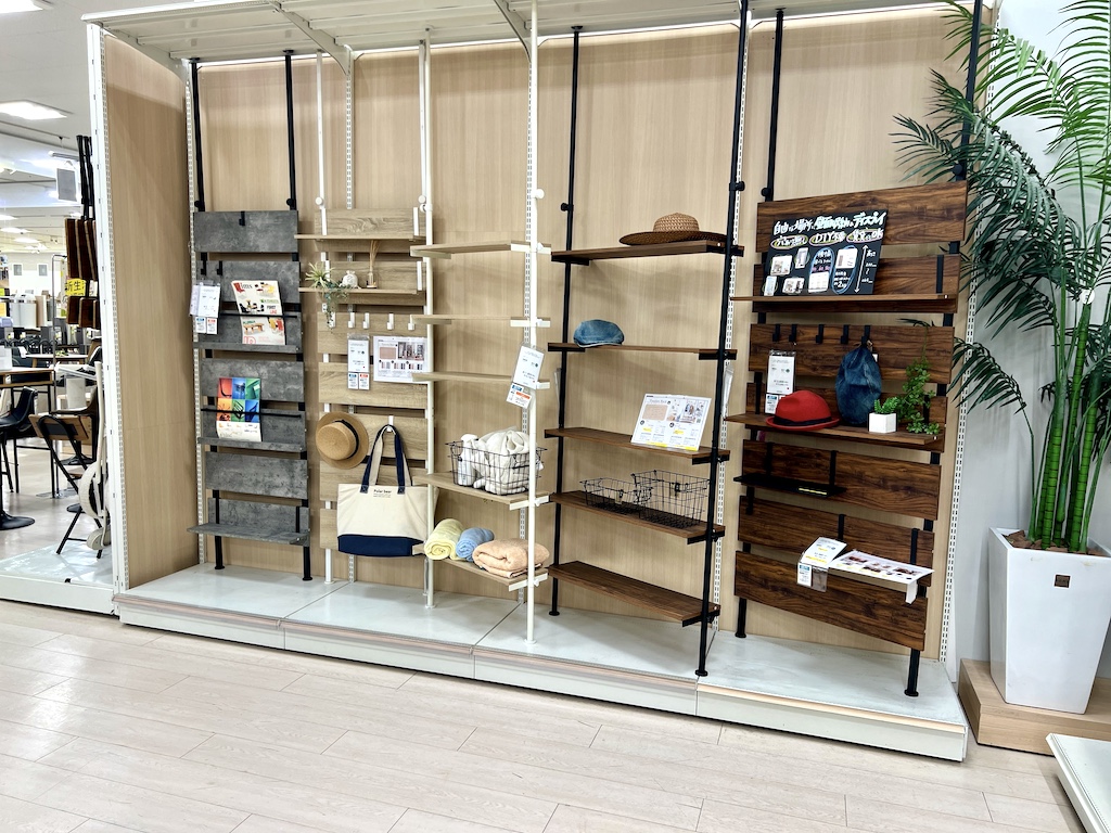 ファニチャードーム 組立家具売場