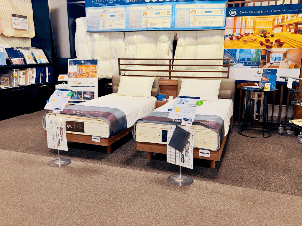 ファニチャードーム ベッド売場