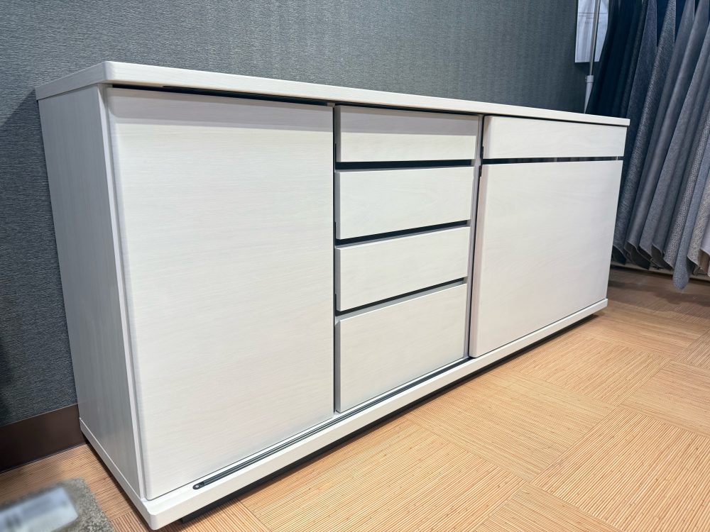 ストレージ　キャビネット　収納　サイドボード