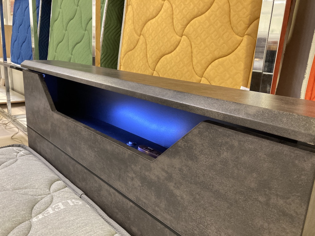 ネロ　売り尽くし