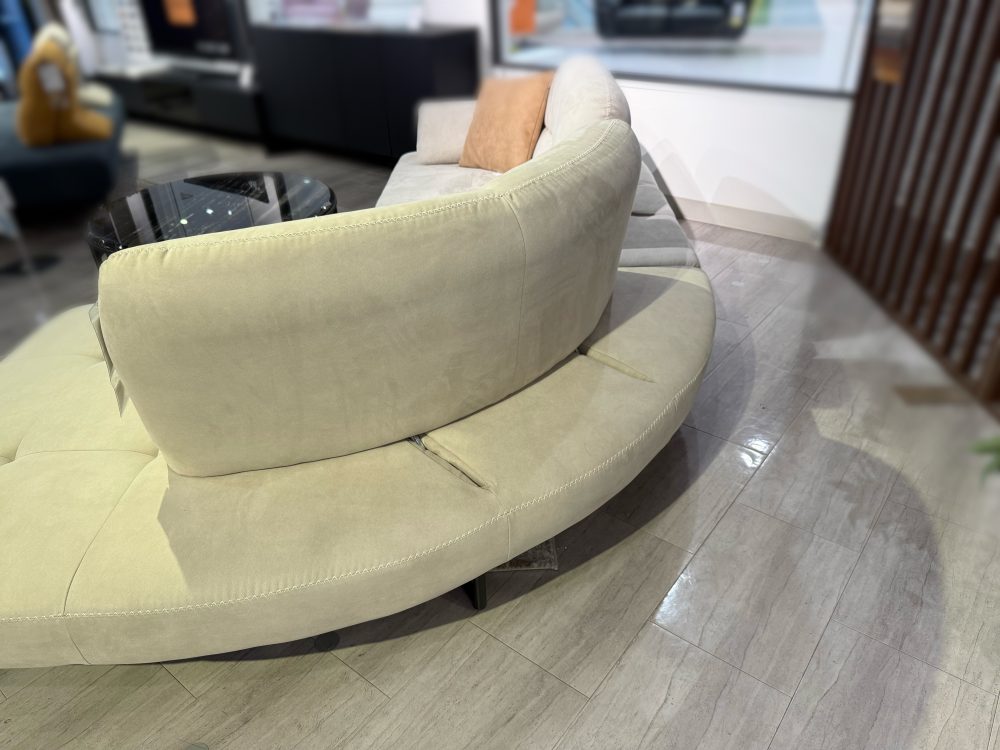 ラルス　ソファ　関家具
