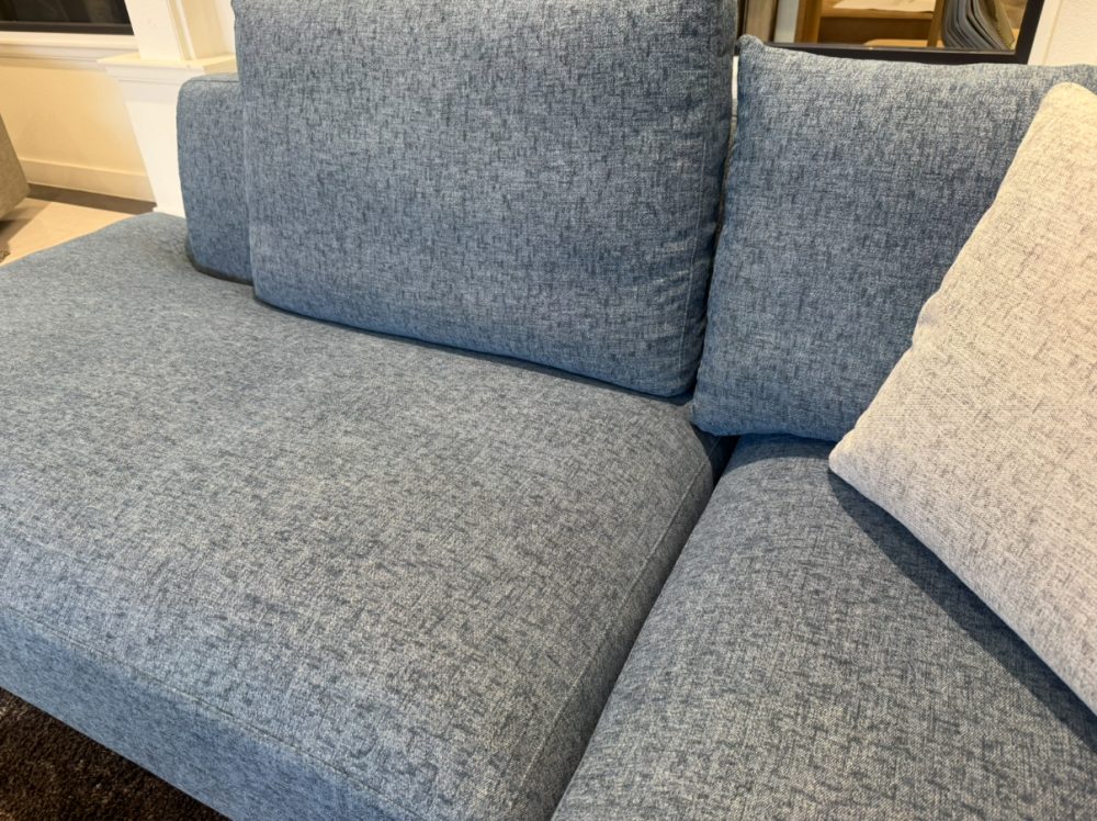 関家具　レイモンズ　ソファ